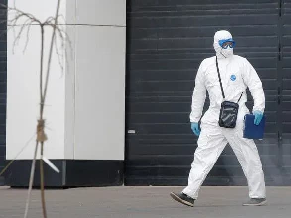 Пандемія: кількість інфікованих COVID-19 у РФ наближається до 200 тисяч осіб, померли вже 1827 людей