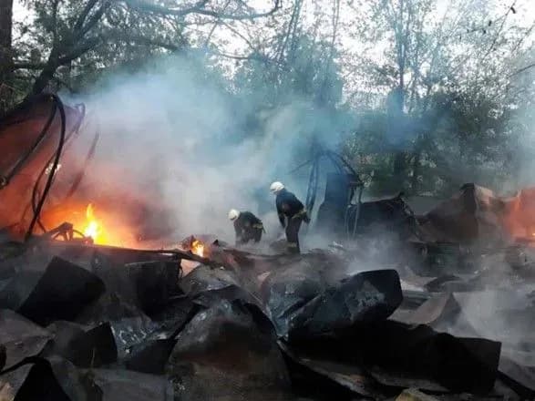 У Дніпрі згорів склад вторинної сировини