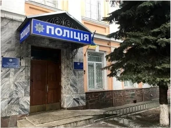 Під час мітингу перед "будинком Зеленського" на чоловіка склали протокол