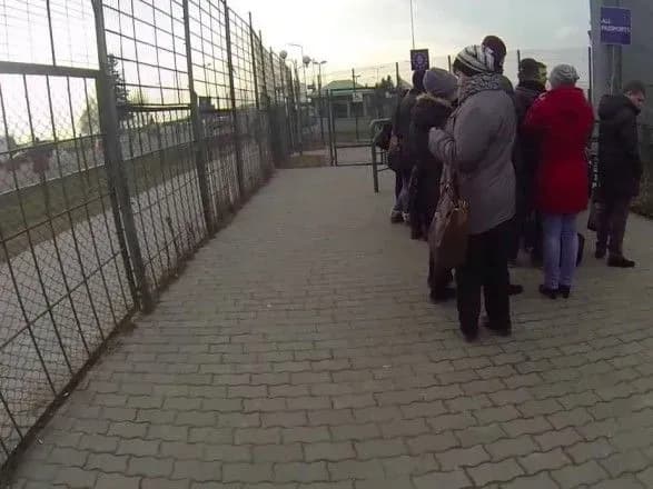 Уряд вирішив відкрити пішохідний пункт пропуску "Шегині"