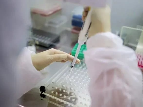 Провал з українськими ПЛР-тестами - це наслідок політики Офісу Президента - думка