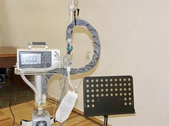 Канада та Офіс Управління ООН з обслуговування проєктів передали ЗС України апарати ШВЛ