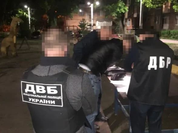 Двох поліцейських запідозрили у розтраті понад 850 тисяч гривень