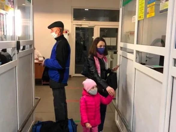 На кордоні із Польщею відкрили перший пішохідний пункт пропуску