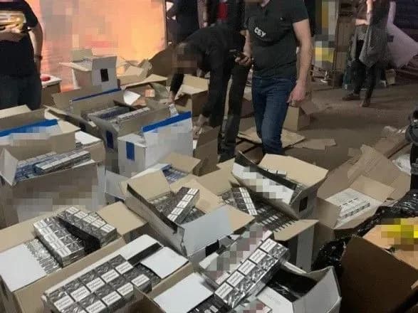 На Донеччині виявили контрафактний алкоголь і тютюн на півмтори мільйони гривень