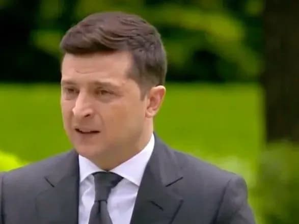 Зеленський про Донбас: ми не стріляємо в українців, ми відповідаємо бойовикам