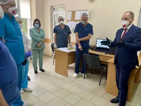 Степанов відвідав Буковину, яка найбільше потерпає від коронавірусу