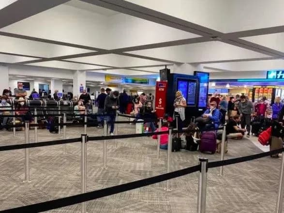 Із США до України спецрейсом повернулося 226 пасажирів