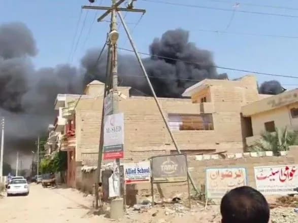 Авіакатастрофа у Пакистані: посольство перевіряє, чи були на борту українці