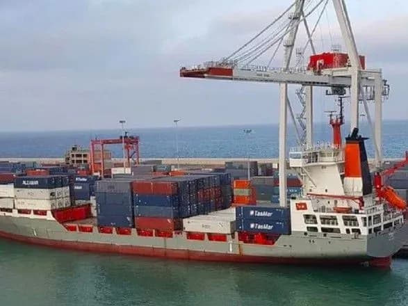 В МИДе сообщили об освобождении из плена африканских пиратов 7 украинских моряков