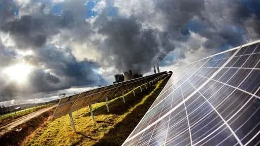 Перегляд "зелених" тарифів без узгодження з інвесторами зупинить будь-які інвестиції в Україну – УАВЕ