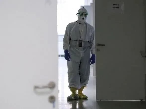 Пандемія: кількість хворих COVID-19 в РФ перевищила 370 тисяч осіб, майже 4 тисячі померли