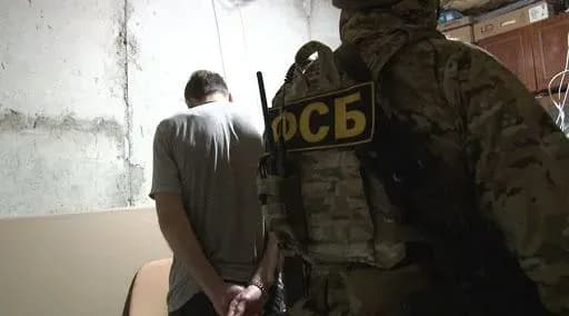 Російські силовики провели чотири обшуки у “Свідків Єгови” в анексованому Криму