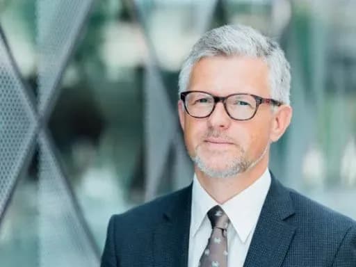 Посол Мельник знову прокоментував слова Шредера: він увійде в історію як цинічний лобіст Кремля