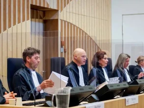 Після 7-годинного засідання суд у справі MH17 взяв перерву до завтра