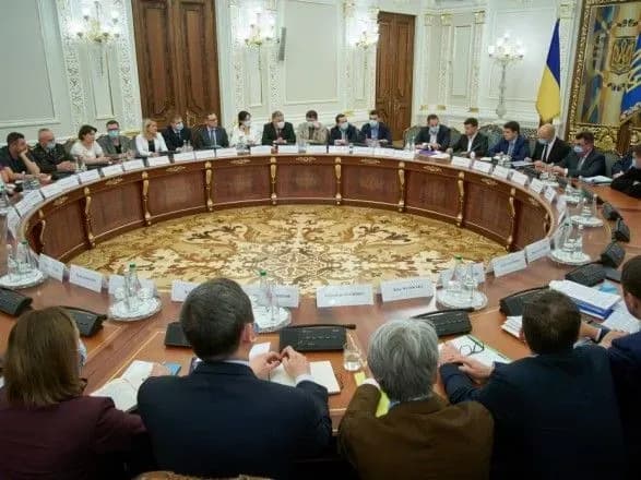 Кабмин на этой неделе готов представить доработанную программу действий правительства - Зеленский