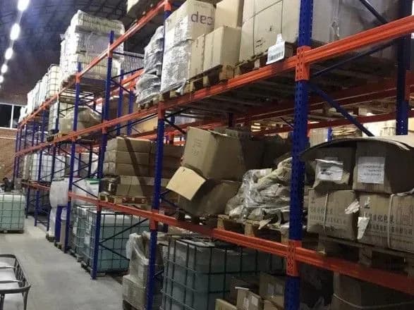 На Сумщині викрили міні-завод із виготовлення контрафактного спирту