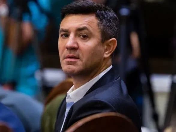 Депутат обвинил Комарницкого и Тищенко в попытке подкупа избирателей краденым песком