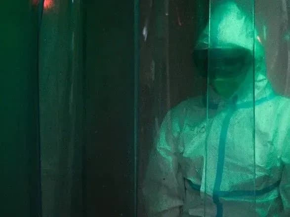 Пандемія: кількість хворих COVID-19 у Росії наближається до півмільйона осіб, за добу померли понад 200 людей