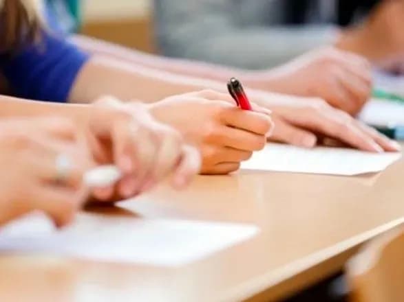Центр оцінювання якості освіти завершив переклад тестів ЗНО мовами нацменшин