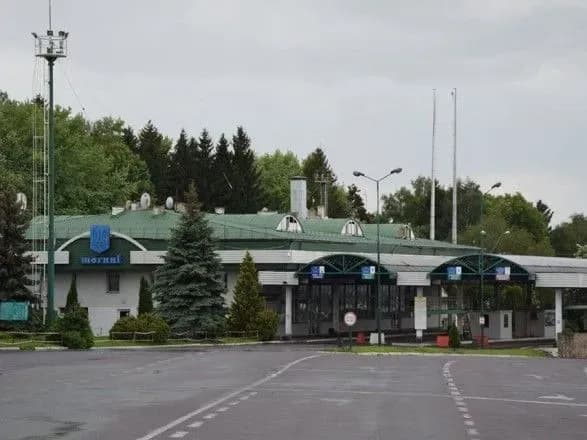 У черзі в бік Польщі на "Шегинях" застрягли близько 400 людей