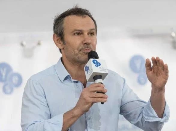 У Раді зареєстрували постанови щодо припинення повноважень Вакарчука та Бєлькової