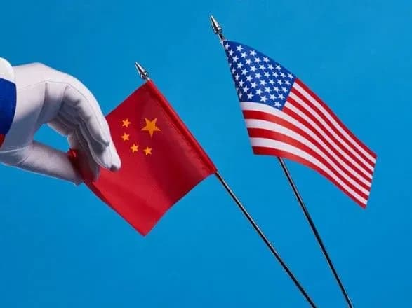 Болтон: Трамп не имеет долгосрочной стратегии по отношениям с Россией и Китаем