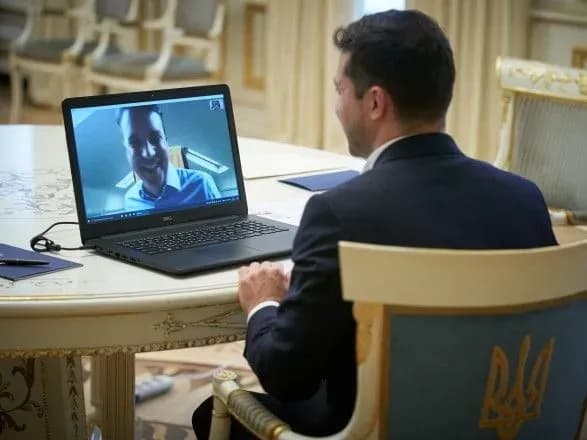 Зеленский о доверии к Путину: у меня нету времени на то, что бы верить или не верить ему