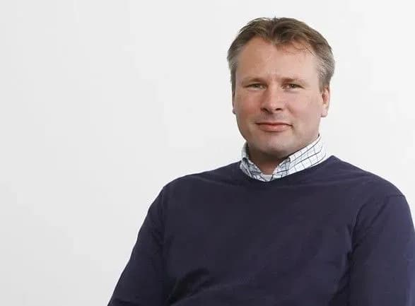 Суперник збірної України по Євро-2020 втратив фахівця з вивчення збірних