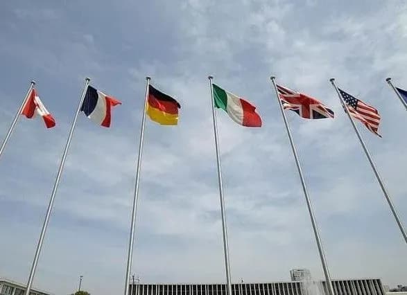 Послы G7 встретились с Петрашко: детали