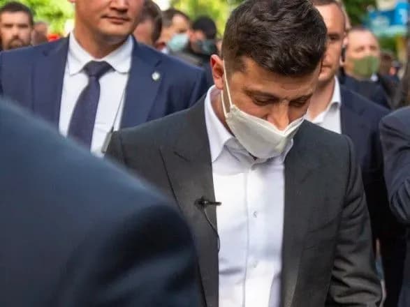 Зеленский начал рабочую поездку в Херсонскую область