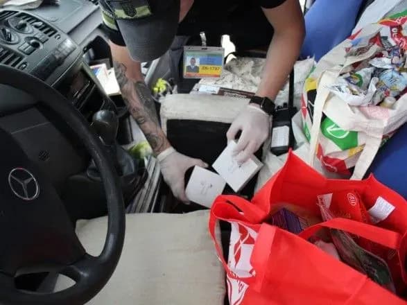 Українець намагався незаконно провезти через кордон продукцію Apple