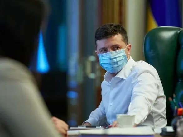 Зеленський скликав голів ОДА та представників місцевої влади на термінову нараду: про що говорили