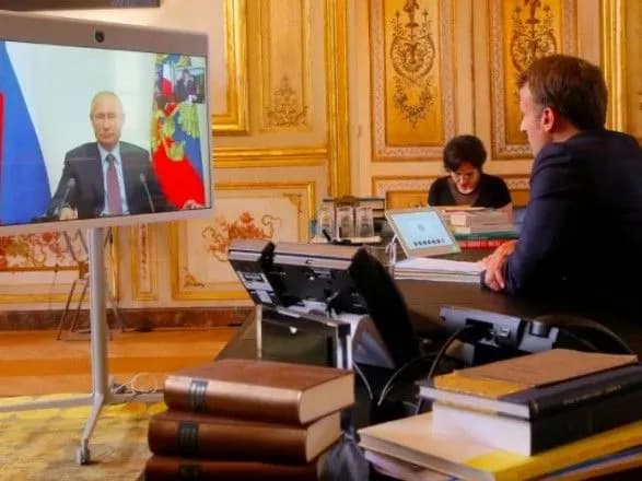 Макрон планує поїздку до Москви для "додаткових" переговорів з Путіним