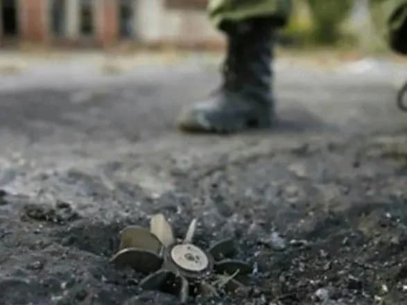 ООС: під час розмінування ділянки поблизу Мар’їнки підірвався сапер