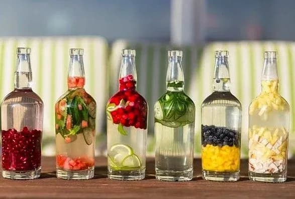 Алкогольні настоянки: нове життя віковим традиціям дала сучасна мода на крафт