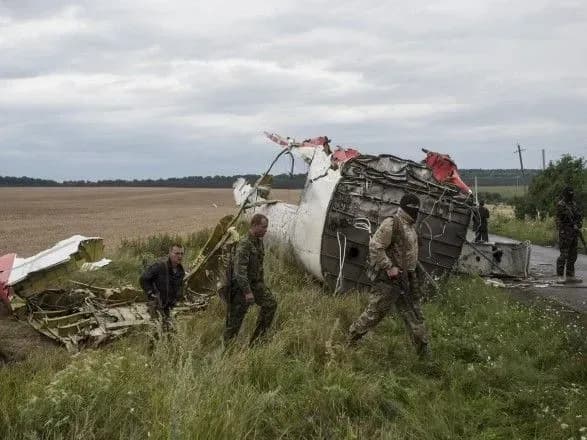 Дело MH17: МИД РФ "приветствует формирование у Малайзии собственной позиции о крушении"