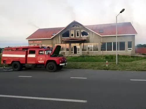 Біля пункту пропуску на кордоні з Угорщиною сталася пожежа