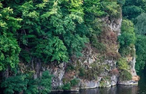 Підліток впав зі скелі під Житомиром