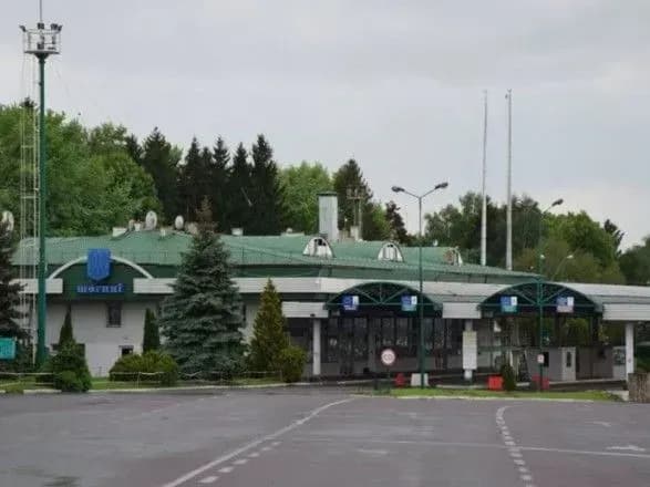 Львів'янин намагався перевезти у спідній білизні через "Шегині" кілограм амфетаміну та екстазі