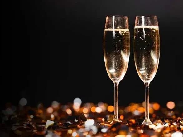 З усього імпортованого до України шампанського - на французьке припадає понад 75%