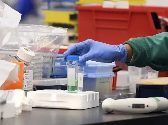 В Україні вже понад 50 тис. випадків COVID-19, за добу - 807