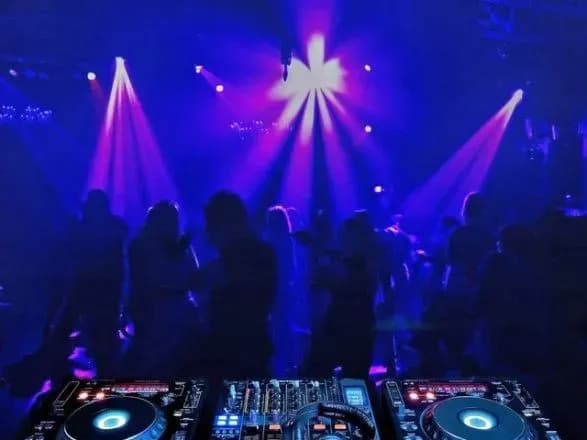 В столиці закрили вже чотири нічні клуби через порушення регламентів роботи - Кличко