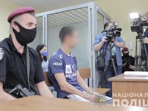 Збройне пограбування автомобіля Укрпошти: суд обрав запобіжний захід трьом підозрюваним