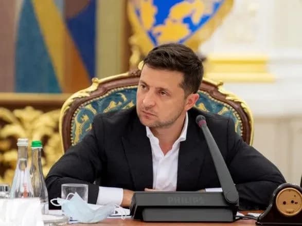 Нарада у Зеленського: хворих на COVID-19 на Закарпатті прийматиме ще чотири лікарні