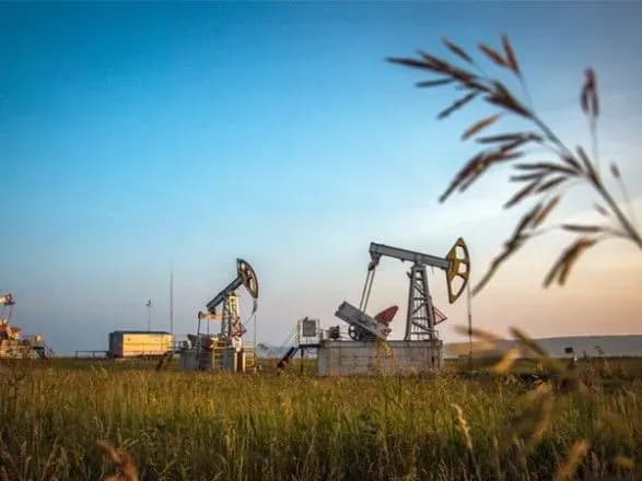 Світові ціни на нафту продовжили падіння