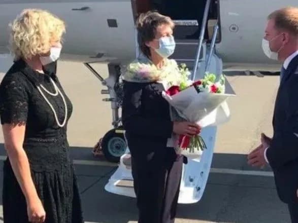 Розпочався перший в історії України візит президента Швейцарії