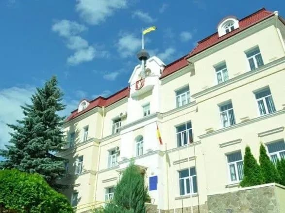 Захоплення заручників у Луцьку: роботу міськради припинили завчасно