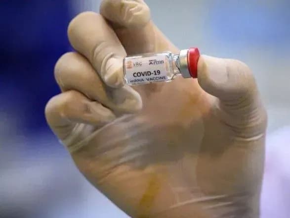 ​США звинуватили китайських хакерів в атаках на компанії з вироблення вакцин від COVID-19