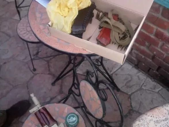 Сотрудника СБУ задержали во время сбыта боеприпасов